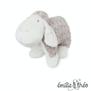 Émilie & Théo - Gabriel the sheep